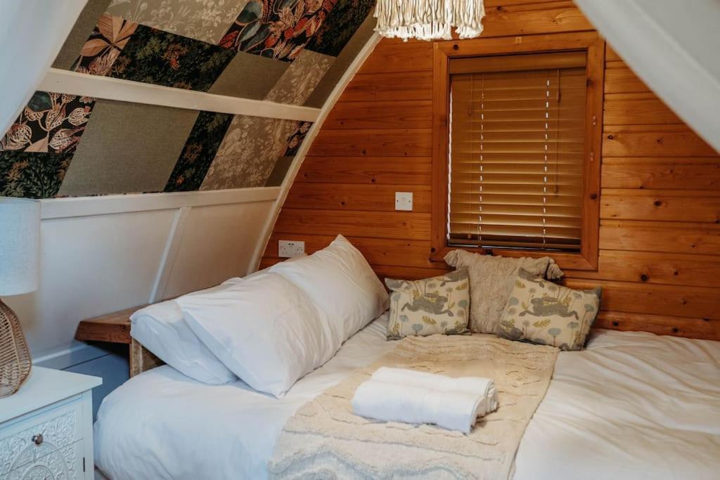 Robin Nest - Cosy Shepherd'S Hut Hideaway Callington Eksteriør billede