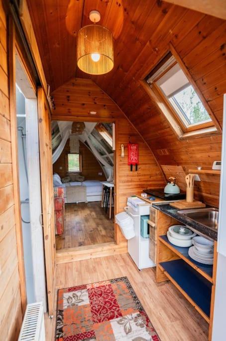 Robin Nest - Cosy Shepherd'S Hut Hideaway Callington Eksteriør billede