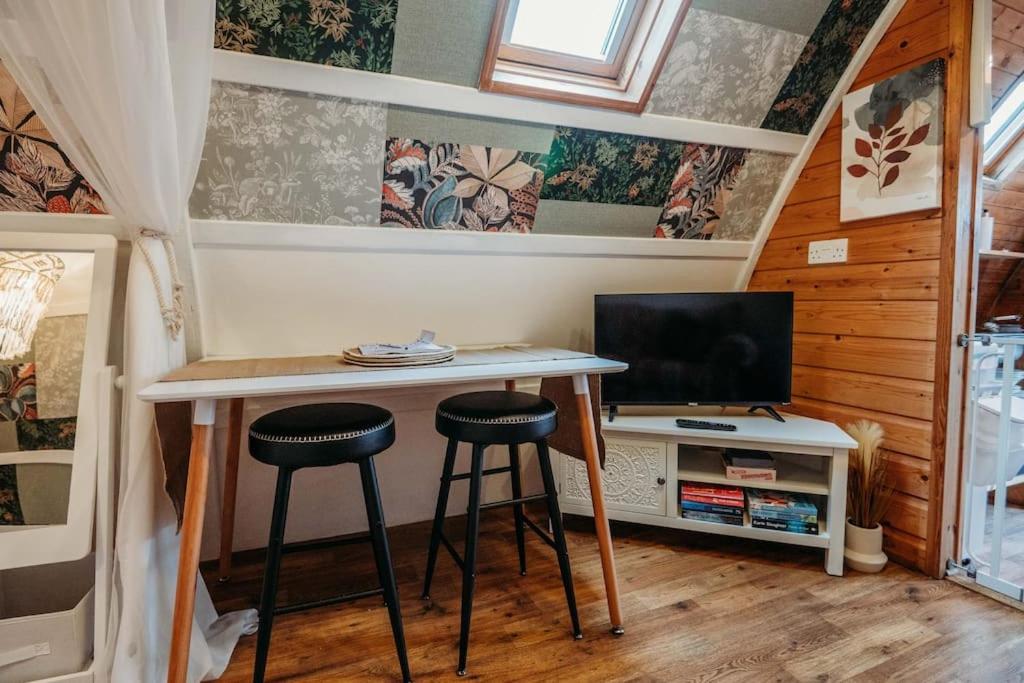 Robin Nest - Cosy Shepherd'S Hut Hideaway Callington Eksteriør billede